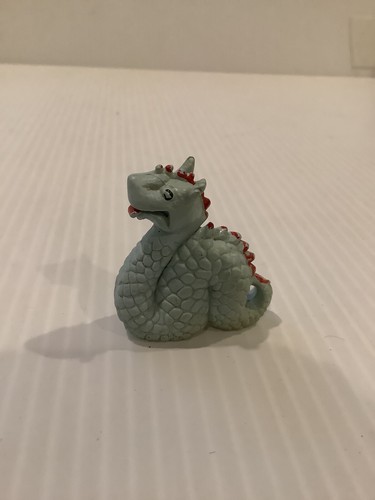 Vintage PVC Dragon 2" Hong Kong 70er
