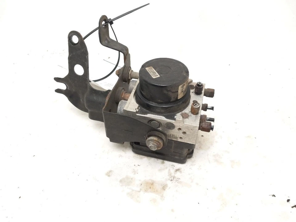 ANTI-LOCK BRAKE ABS fits NISSAN MURANO 2009 - 2011 OEM - Image 3 of 4