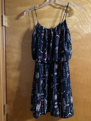 BLACK WITH GEOMETRIC DESIGN LINED SUMMER DRESS WOMENS SIZE SMALL FINAL TOUCH 