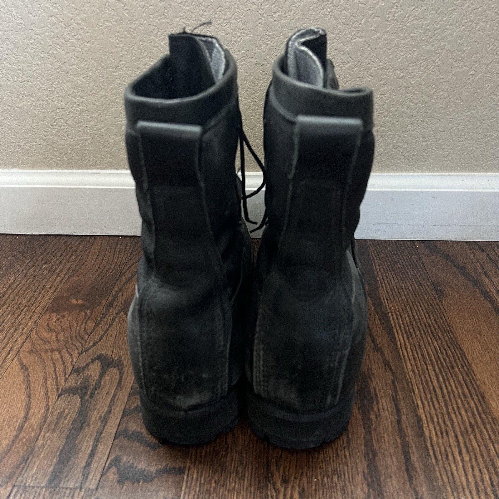 Picture 9 of 24
