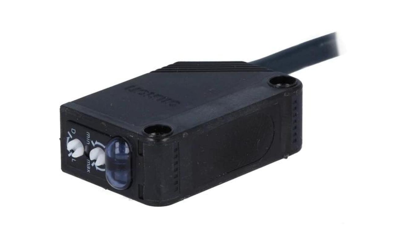 01m Photoelectric Sensor PNP E3Z-D82 2M Range