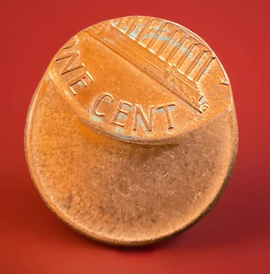 Extremely Rare - One Of A Kind Lincoln Cent Mint Error - Image 2 of 2