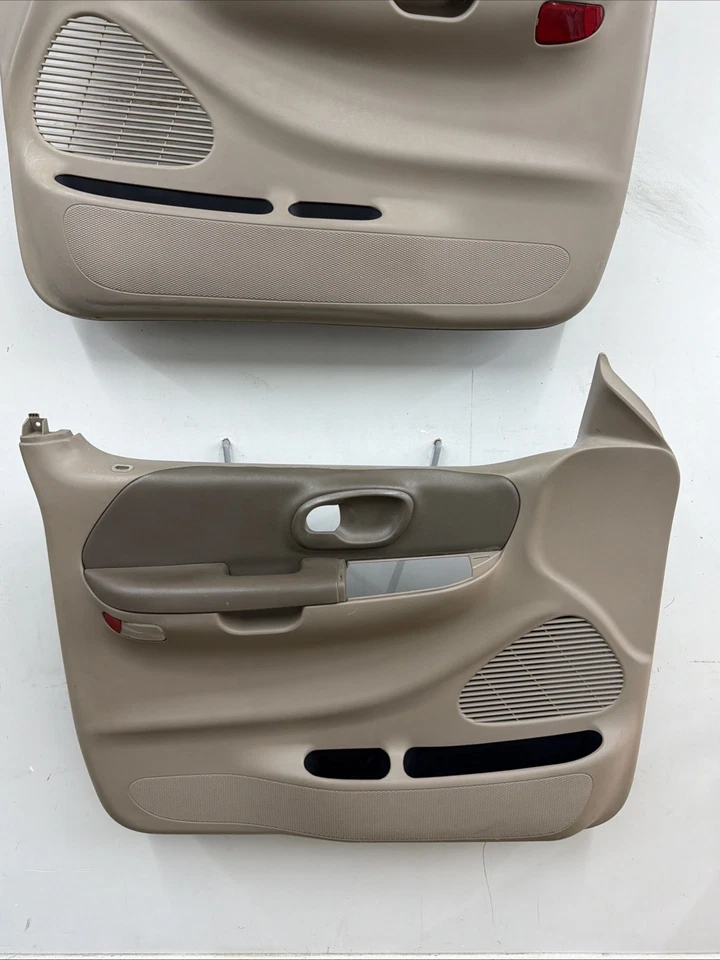 99-03 Ford F-150 cabine regular ou estendida par de painéis de porta elétrica OEM bronzeado - Imagem 2 de 4