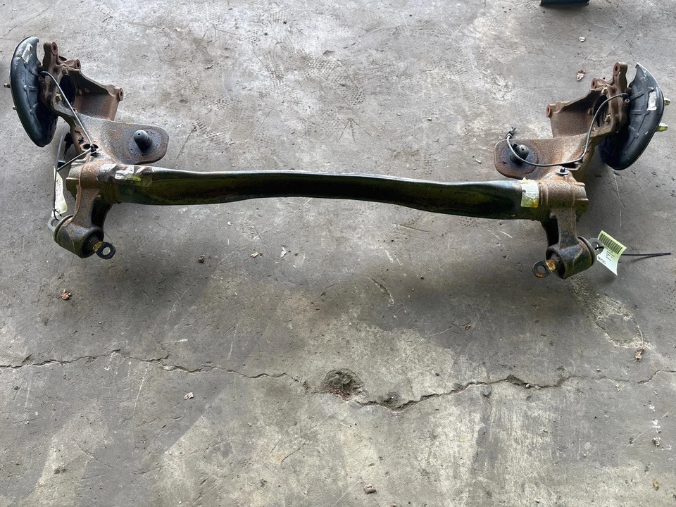 Buick Encore 2013-2020 tracción delantera suspensión trasera subchasis eje conjunto de vigas OEM Foto 4 de 4