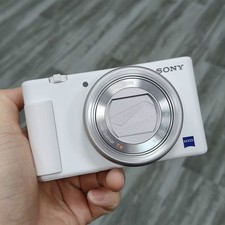 Sony ZV-1 20.1MP/4K Flip-out Compact Vlog Digital Camera w/ SD Card - 95 New