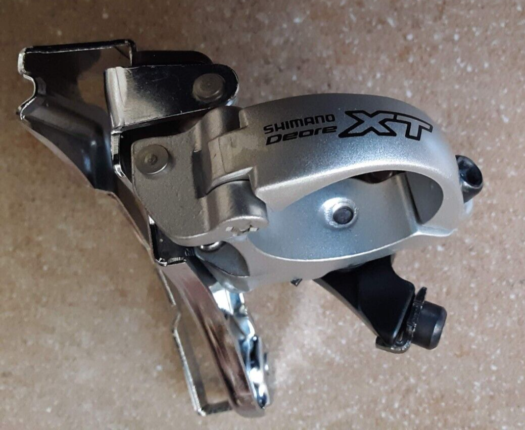 Shimano Deore XT FD-M760 Front Derailleur - Main Image