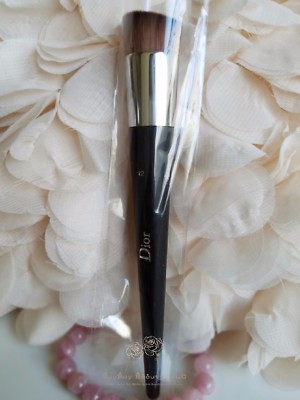 dior brush 12