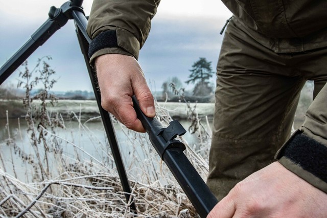 korum river tripod for sale