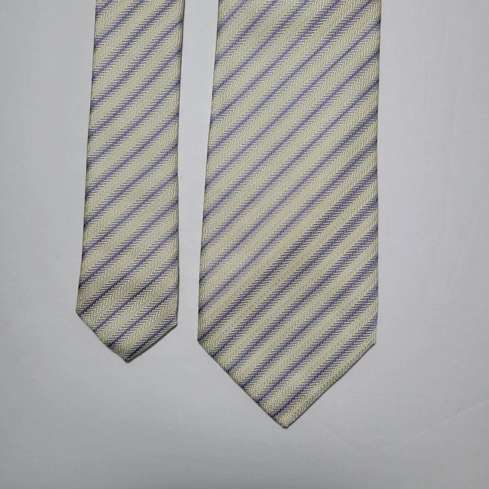 Corbata Brioni para hombre marfil y azul a rayas 100 % seda hecha a mano en Italia Foto 3 de 4