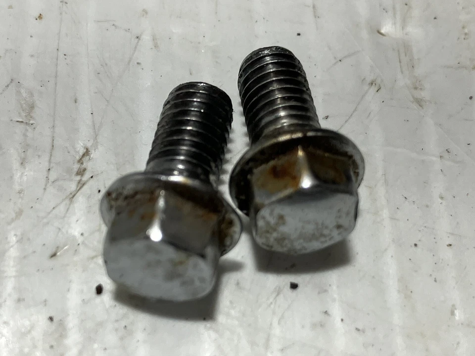 1997 Kawasaki Vulcan 1500 Valve Cover, Rear Right (OEM) Foto 3 de 4