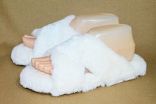 New TOMS Susie Faux Fur Slipper 10016567 Wo's 6 White Criss Cross Slides