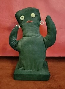 Antique 1900s Haunted Folk Art Dollywog Voodoo Hoodoo Doll Sewing Pin Cushion