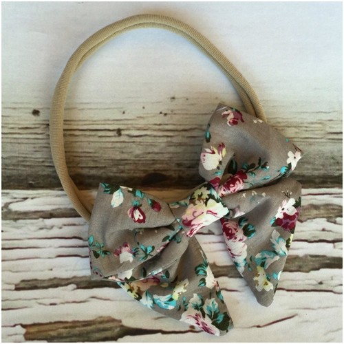 Miss CHARLOTTE - Newborn Baby Girls Fabric Bow on Stretch Nylon Headband - Picture 2 of 6