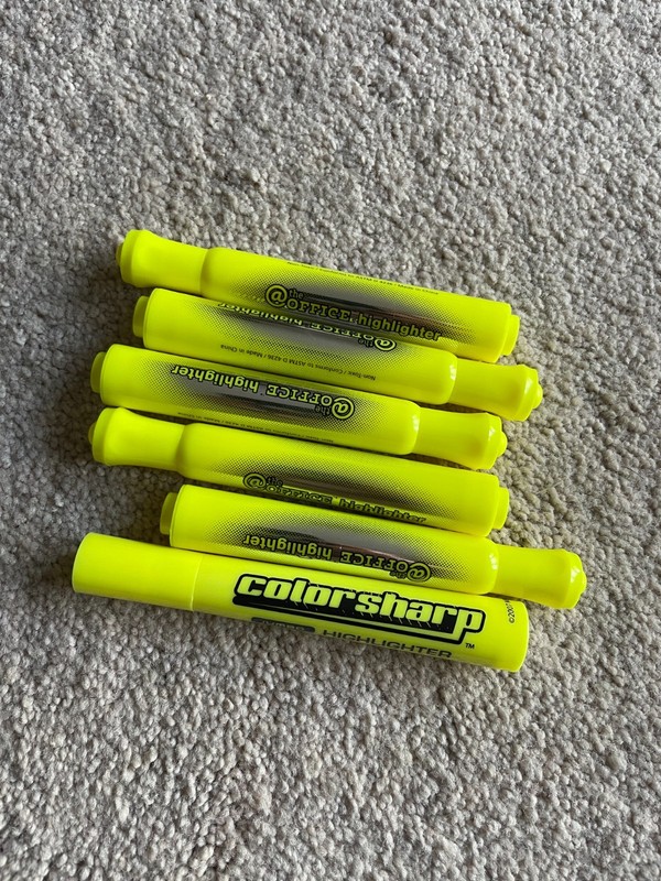 Set of 6 Yellow Highlighters 1 Colorsharp; 5 Office Max