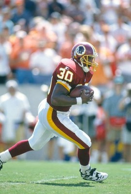 Brian Mitchell Washington Redskins returns a kick off v the Tampa - Old Photo 4