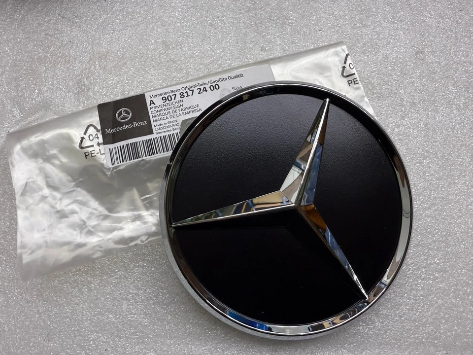 ORIGINAL! MERCEDES EMBLEM STERN LOGO SPRINTER W907 W910 HECKTÜR A9078172400
