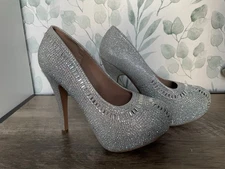 Delicacy Silver Rhinestone Heels Size 8.5