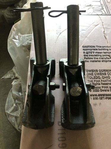 Pair, Meyer Snow Plow Shoes Skids, Foot Fits Boss Western Fisher # 7006