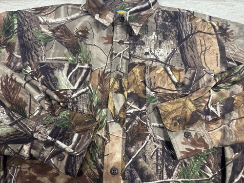 Men's L Cabela's Microtex Realtree AP Camo Long Sleeve Button Up Hunting Shirt - Picture 16 of 16