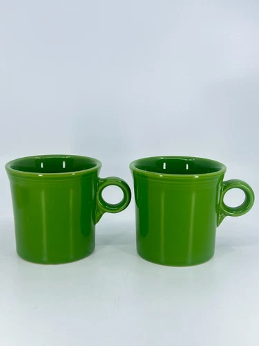 2 Fiestaware SHAMROCK GREEN Coffee Mugs Ring Handle Homer Laughlin HLC USA Cup