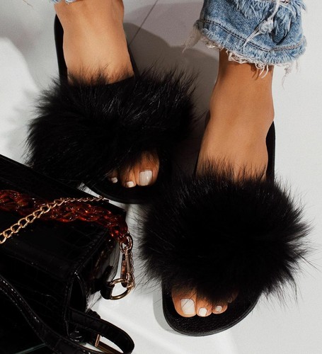 New Women's Feather Fur Rhinestone Trim Open Toe Slides Flat Sandal Flip Flops - Picture 2 of 8