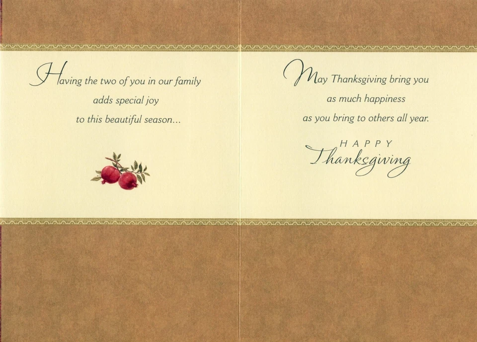 Bonita tarjeta de felicitación FELIZ ACCIÓN DE GRACIAS PARA NIETA Y ESPOSO por Hallmark +✉ Foto 2 de 4