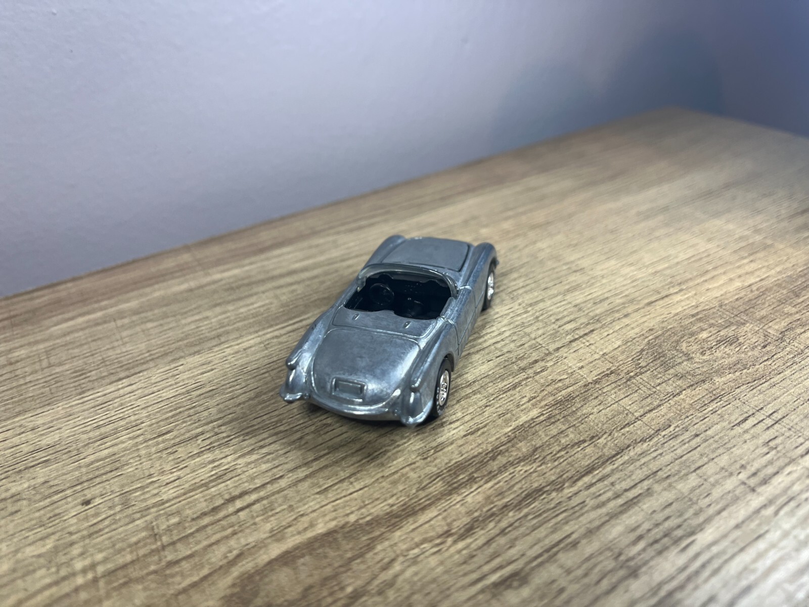 Picture 2 of 5