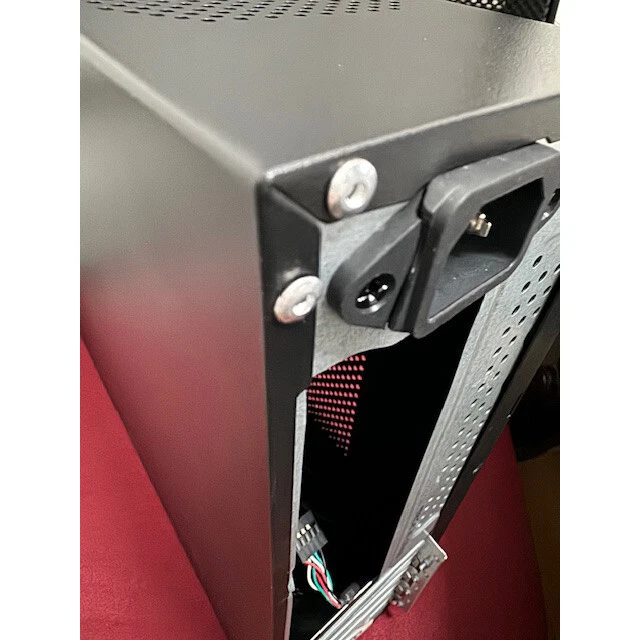 UNYKAch UK2010 Caja PC Micro ATX USB 3.0 Negra+Fuente de Alimentación 450W*Golpe - Imagen 4 de 4