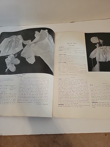 Bernat Handicrafter Book No. 37 Vintage 1951 Knitting Baby Handknits - Picture 4 of 6