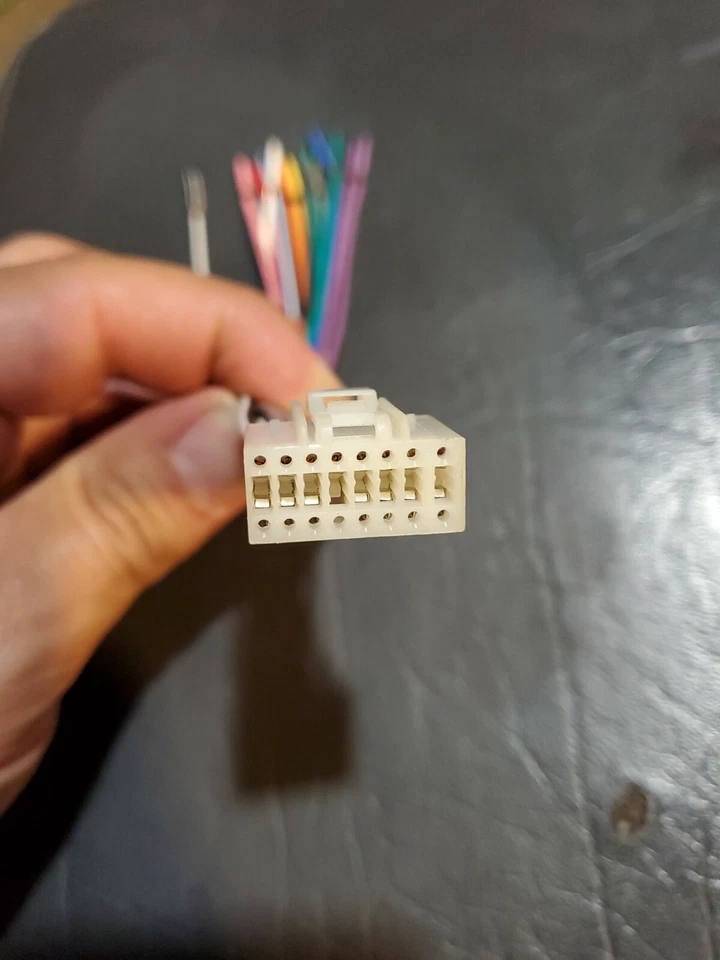 ARNÉS DE CABLES ECLIPSE CD AUDIO PARA AUTOMÓVIL 16 PINES REPRODUCTOR DE CD ESTÉREO PARA AUTOMÓVIL ENCHUFE DE RADIO NUEVO Foto 2 de 4