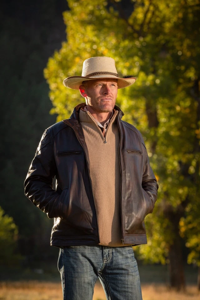 Wyoming Traders Mens Houston Brown Leather Concealed Carry Zip Up Jacket - Image 4 of 4