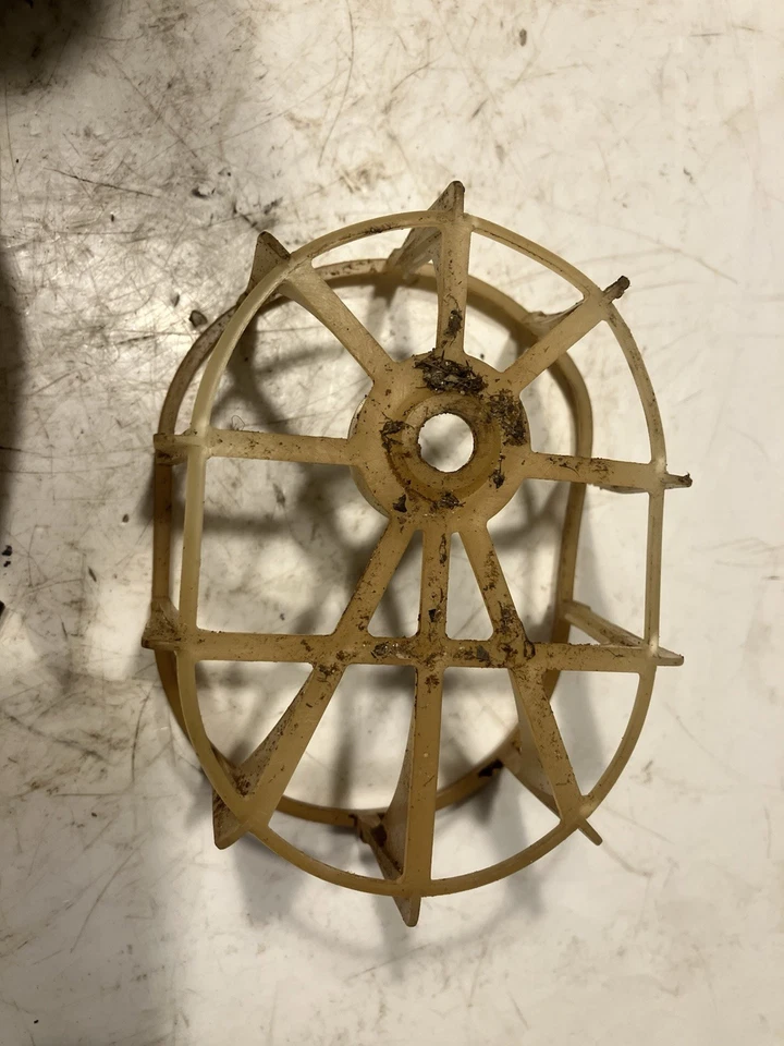 Caixa de filtro de entrada de ar 97-01/2003 2004 Suzuki Quadrunner LT 160 fabricante de equipamento original - Imagem 2 de 4