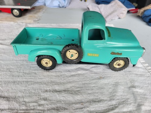 Vintage Tru Scale International Harvester Model Pickup Truck-Original EXCELLENT