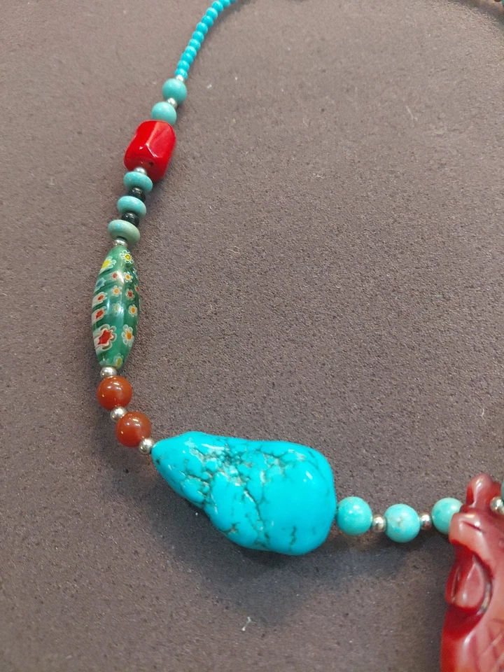 Beautiful  lturquoise and red bead necklace with a carved rooster pendant. - Image 3 of 4