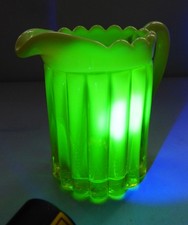 DAVIDSON PEARLINE PRIMROSE YELLOW HELEN LOUISE MILK JUG & SUGAR c.1900 URANIUM