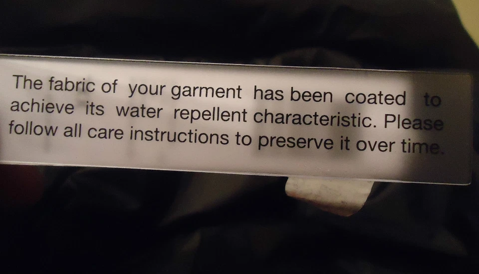 Chaqueta acolchada con capucha negra talla XL Elie Tahari Henry Outwear nueva con etiquetas Foto 4 de 4