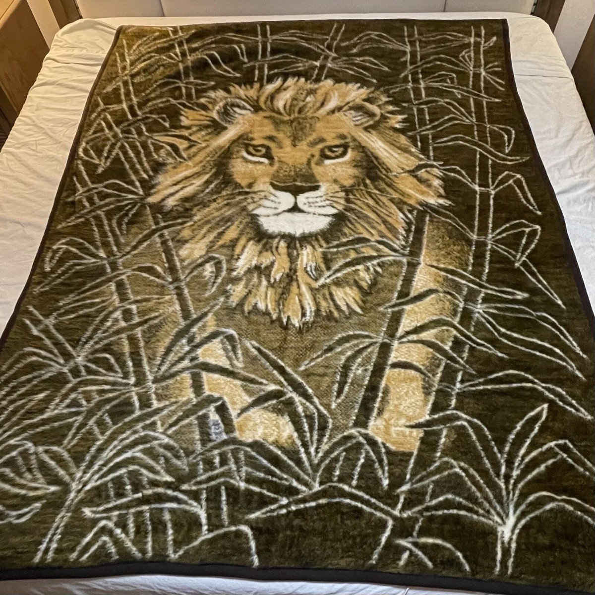INDUS DESIGN Jungle Book Reversible Blanket INDUS DESIGN Jungle Book Reversible Blanket