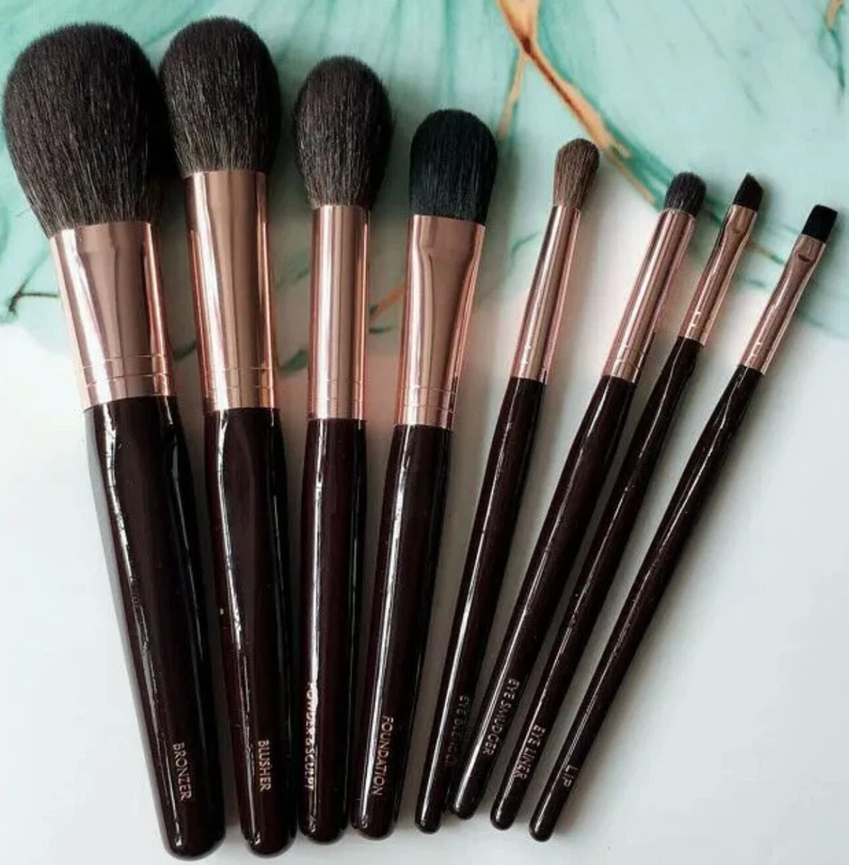 charlotte tilbury 8 Pcs Face & Eye Brush set - Image 2 of 4
