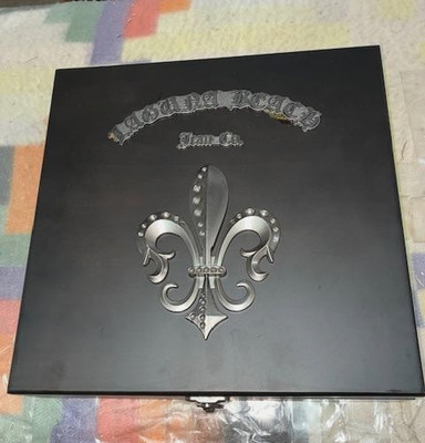 New LAGUNA BEACH JEAN CO 3D Black Collector Box Fleur de Lis Box ONLY No Jeans