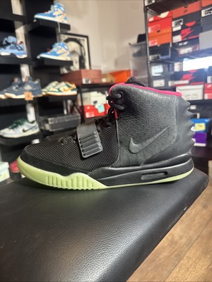 Size 11 - Nike Air Yeezy 2 NRG Solar Red 2012 (1/24 99999999 Tag