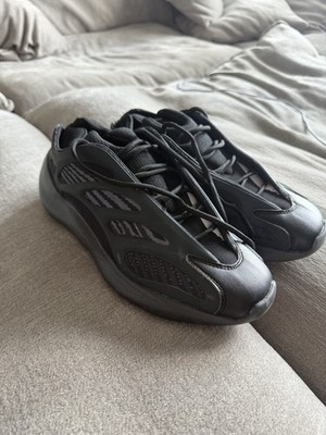 Kanye West Yeezy Glow In The Dark 700 Yeezy 700 V3 “Dark Glow” Size