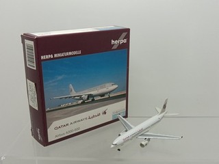 HERPA 1:500 501965 AIRBUS A300 600 QATAR AIRWAYS