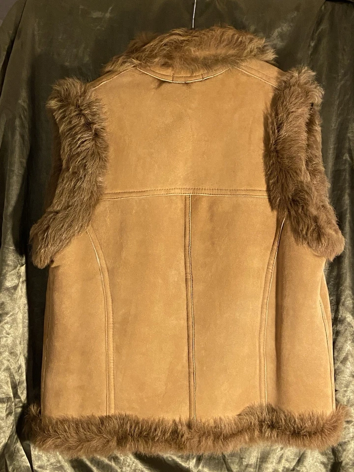 Vintage Real Sheepskin Vest Brown Tuttle Distinctive Sportswear Made In England - Image 2 of 3