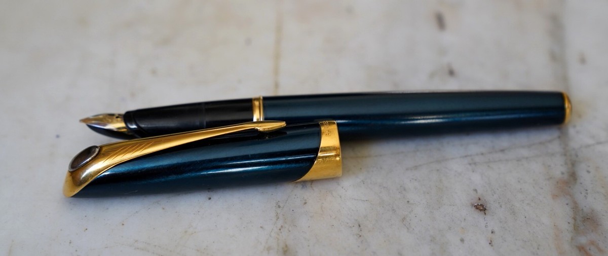 Stylo Bille PARKER Ellipse Rare - Laque Vert Foncé, Finition Plaquée Or 18 Carats, Occasion