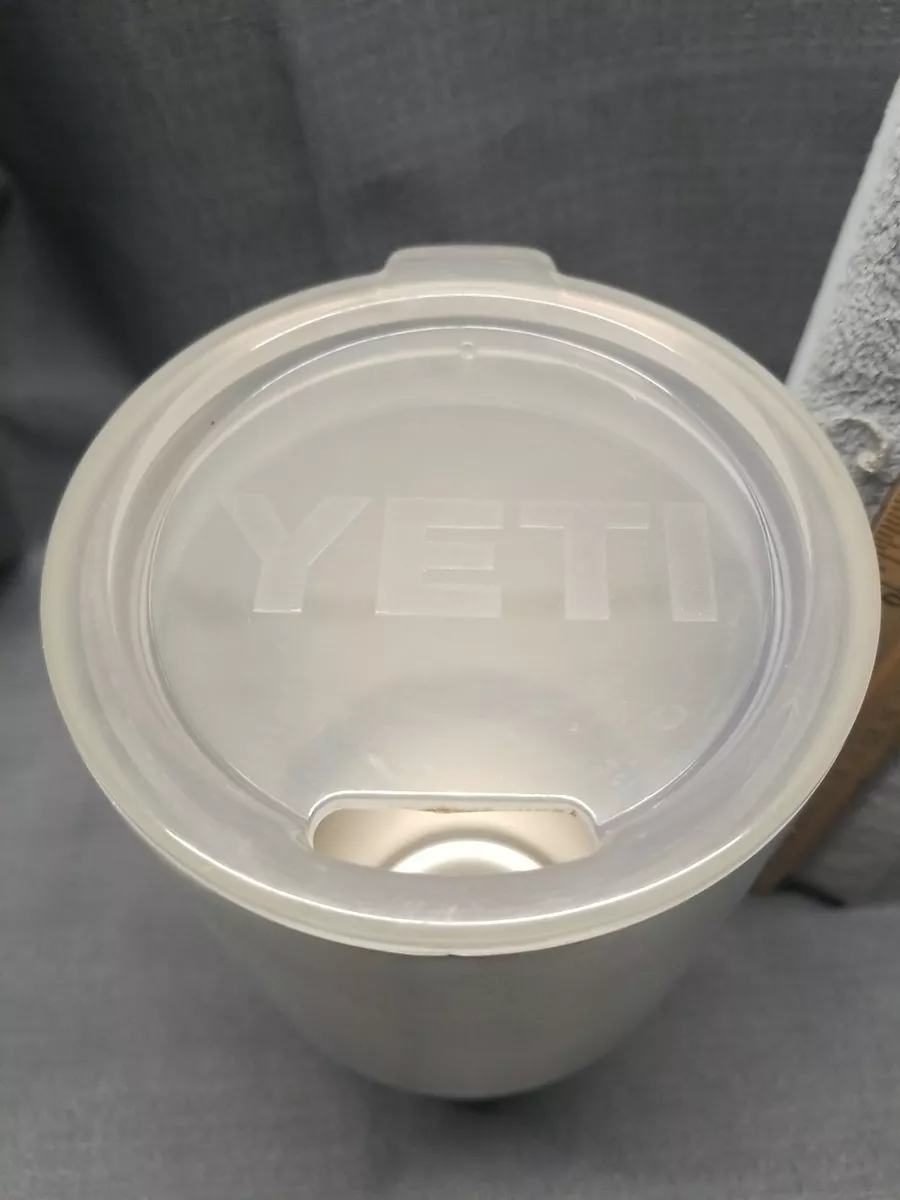 YETI 32 oz. Tumbler Stainless Steel Cup Used Drinkware Mug