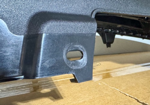 Used 2008 CHEVY SILVERADO 1500 COMPLETE GRILLE ASSEMBLY CHROME (GM 19303978) - Picture 9 of 12