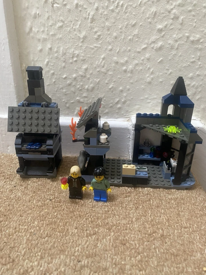 LEGO Harry Potter 4720 Knockturn Alley, photo 1 of 5