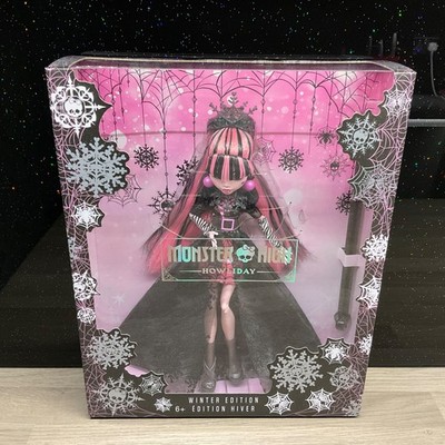 Monster High: Holiday / Howliday - Draculaura. Winter Edition 2022