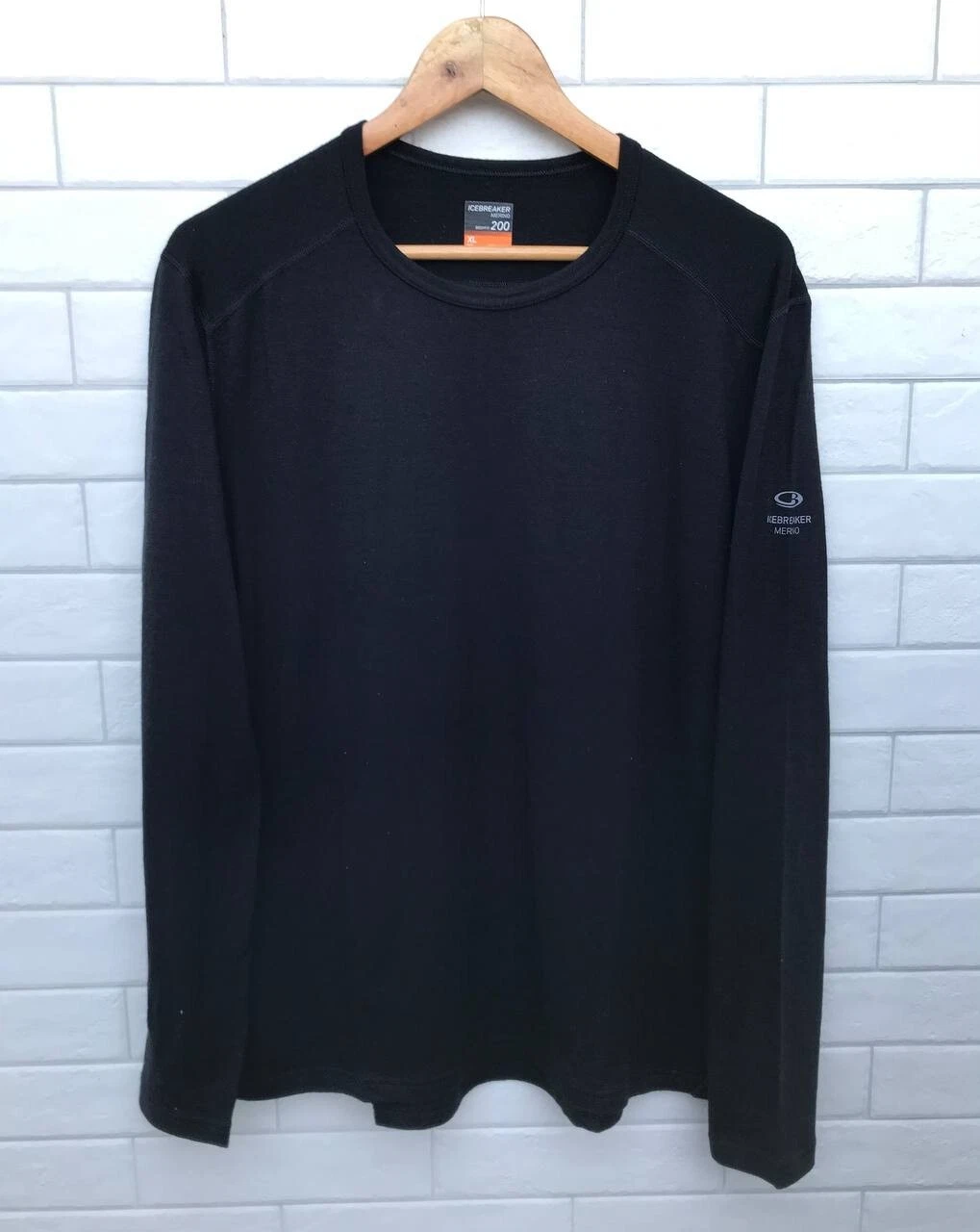 Icebreaker Merino Wool 200 Black Long Sleeve Top Base Layer T Shirt Men XL