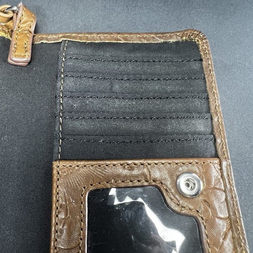 Margot Gabby Leather Wristlet Zip Wallet Brown Embossed - Picture 8 of 9